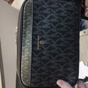 NWOT Michael kors crossbody